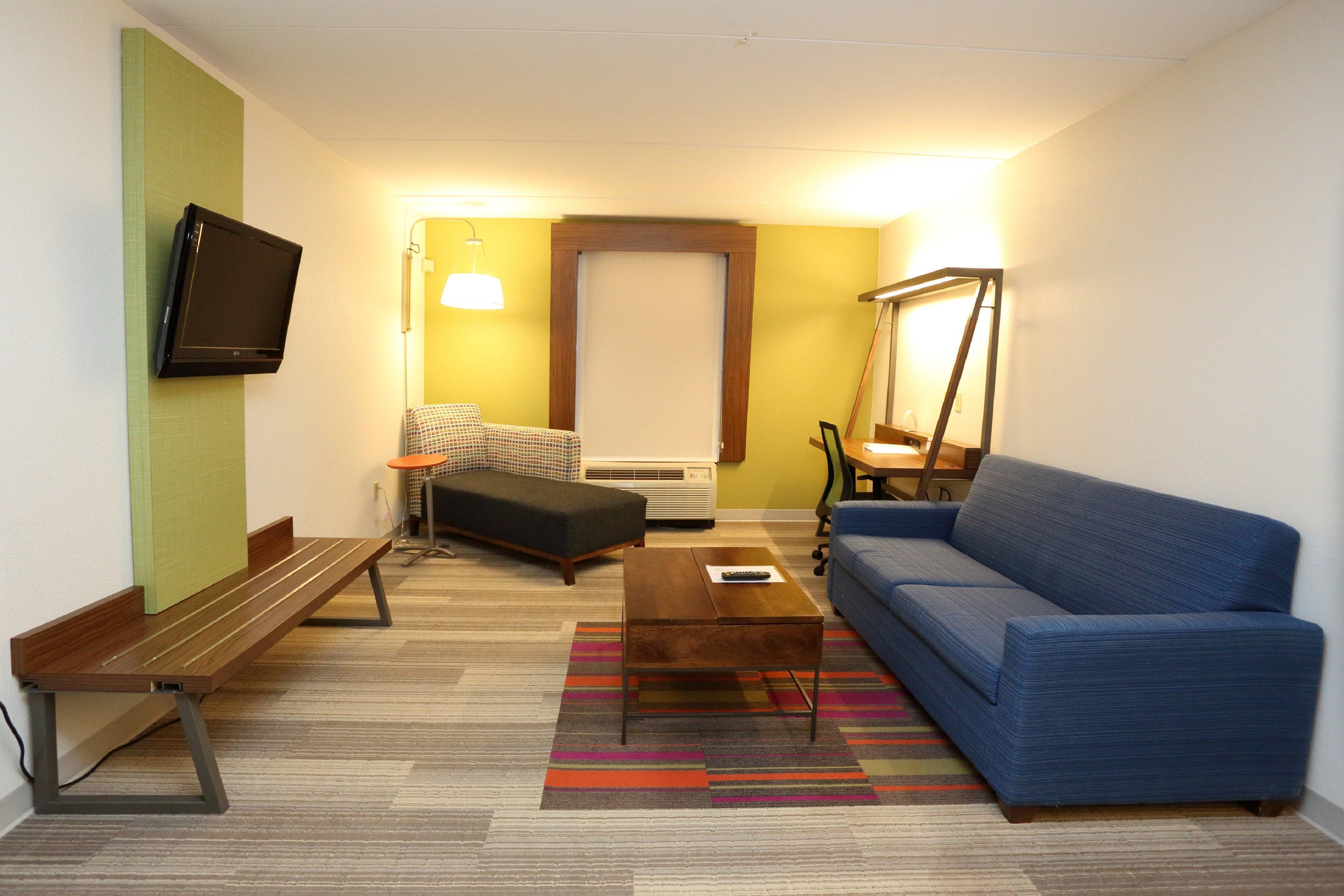 Express & By Ihg Newport News