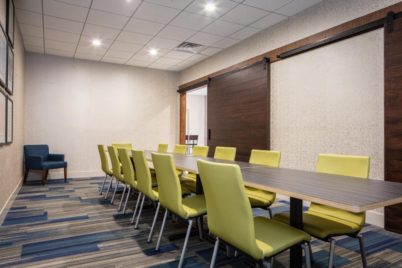 Express & By Ihg 3* Newport News