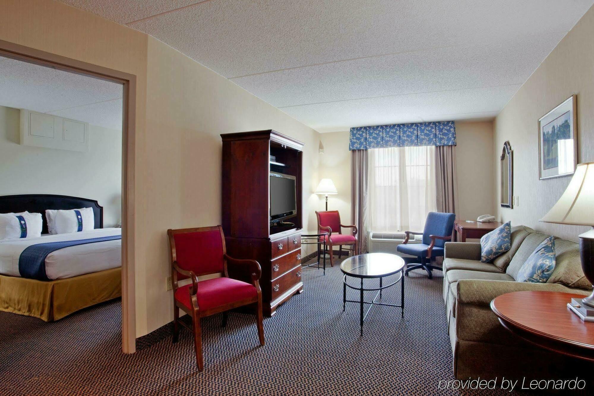 Express & By Ihg Hotel Newport News