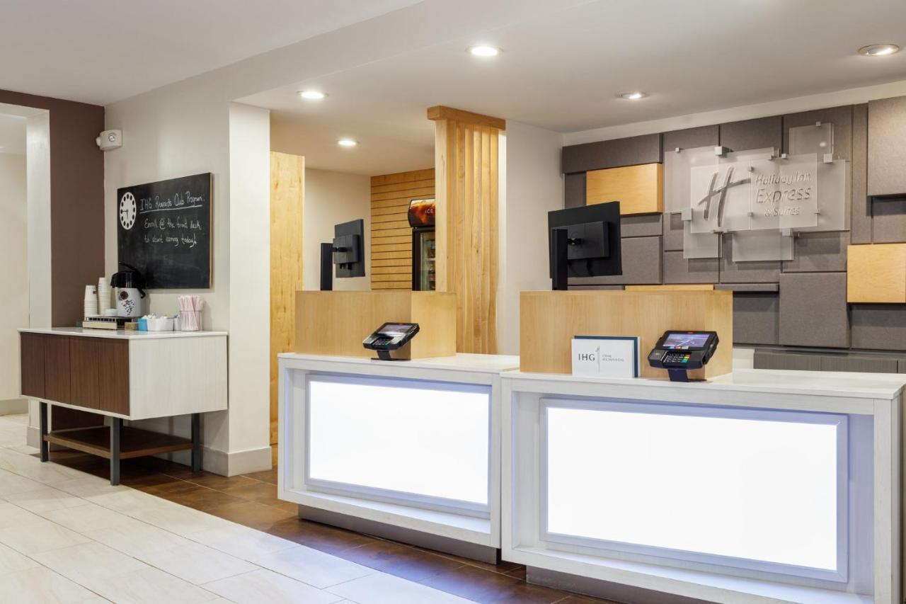 Express & By Ihg